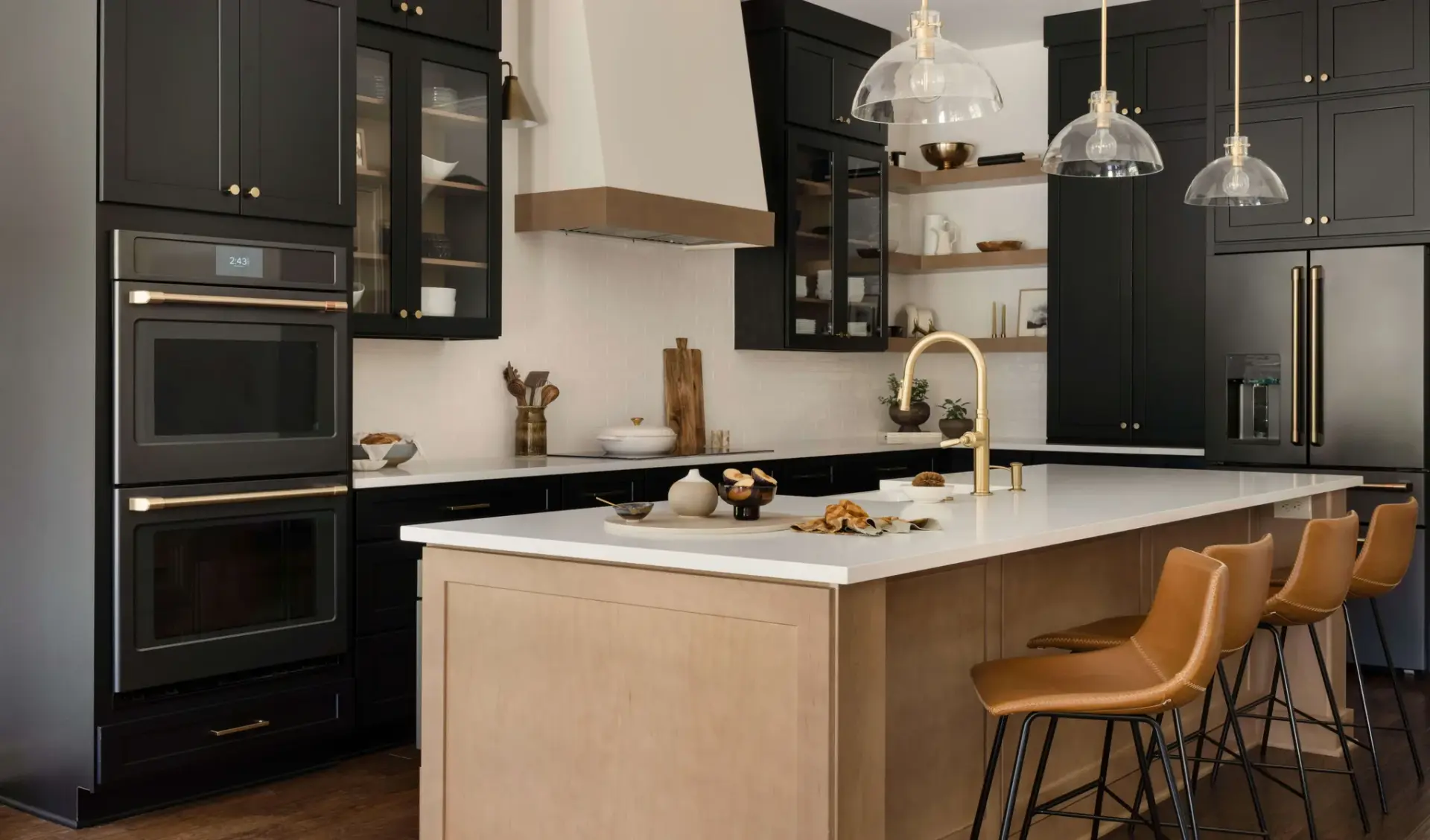 Cabinet IQ